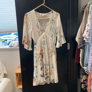 Ivory & Floral Dress - Size S NEVER WORN - Vici